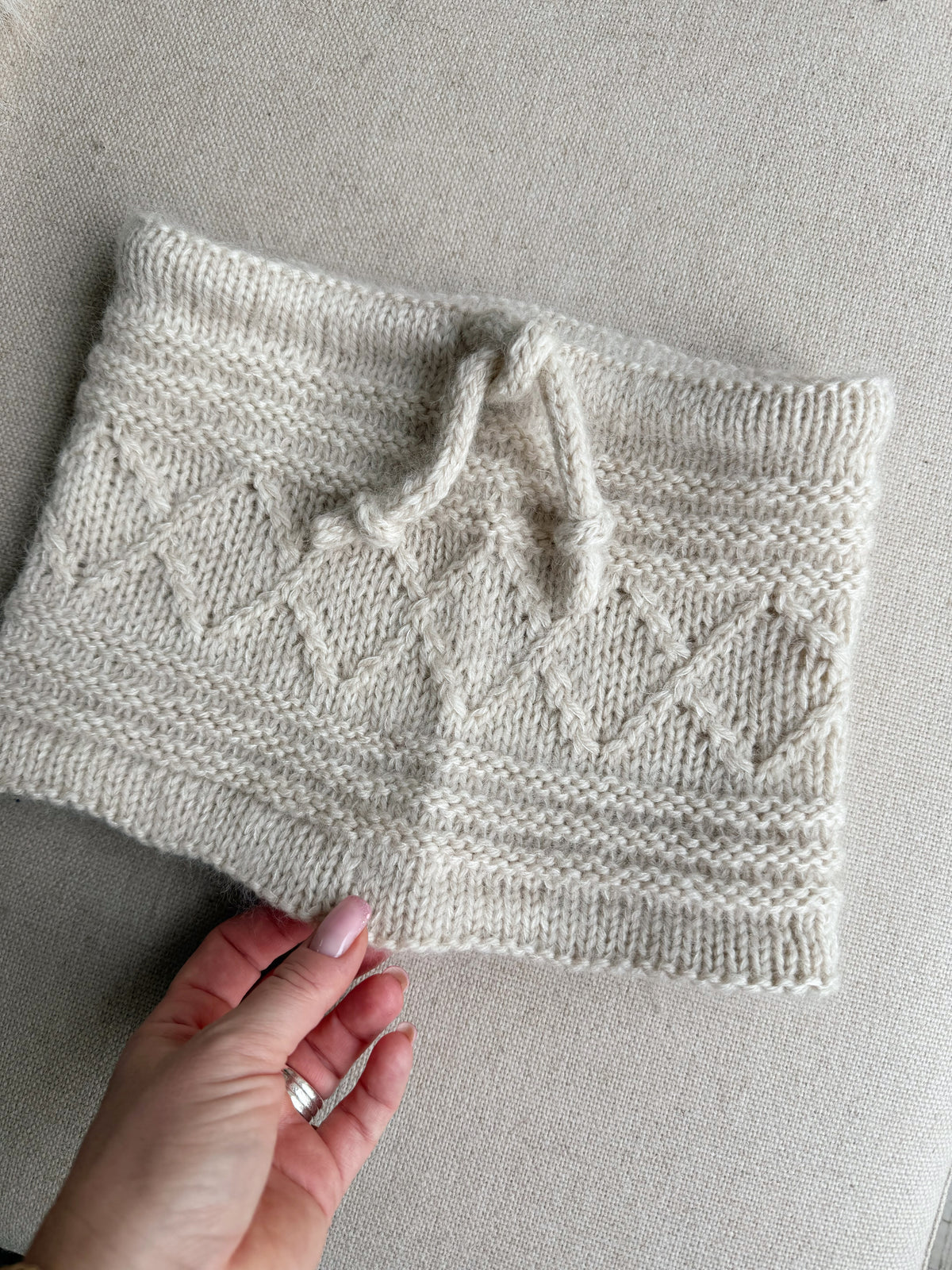 Lira Cowl